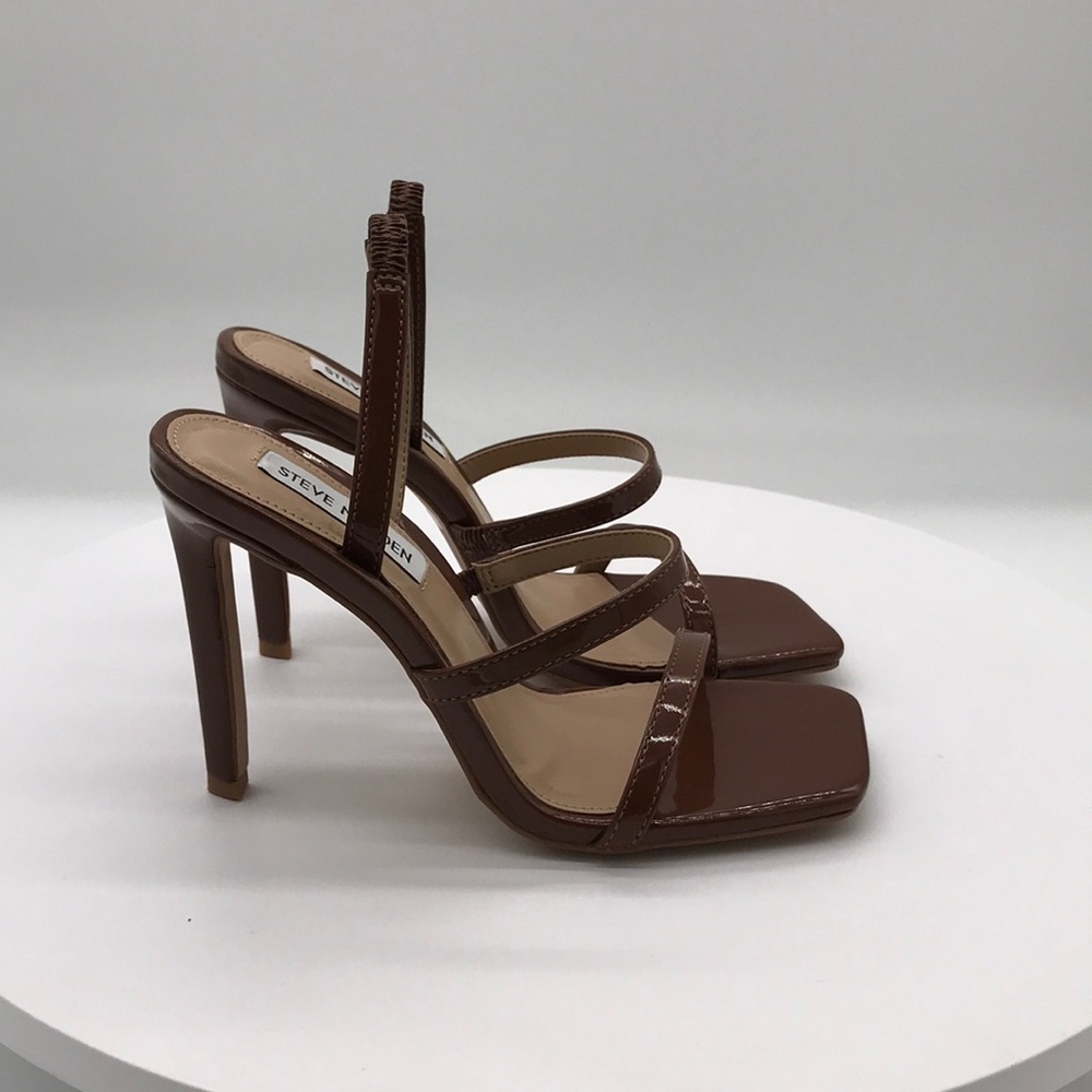 Steve Madden womens  Brown Patent Strappy High Heel Sandals size  6.5 US